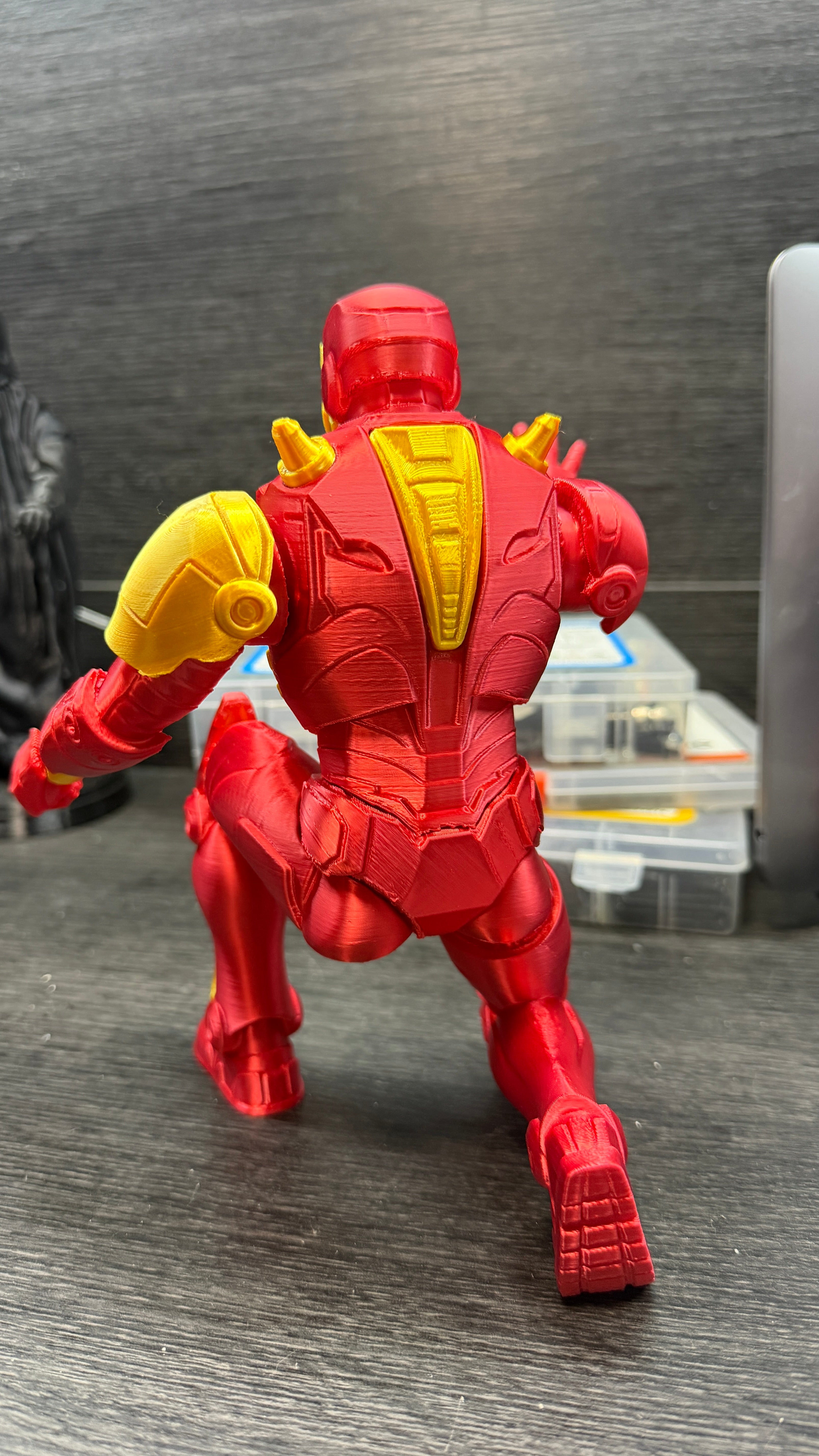 Marvel Iron Man statue